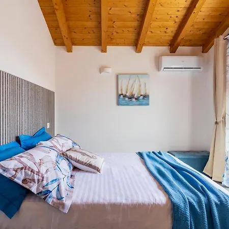 Bellissima Casa Con Piscina Vicino Al Centro Tortolì