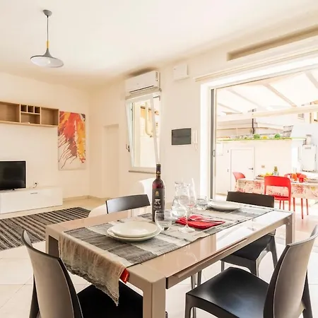 Bellissima Casa Con Piscina Vicino Al Centro Feriehus *
